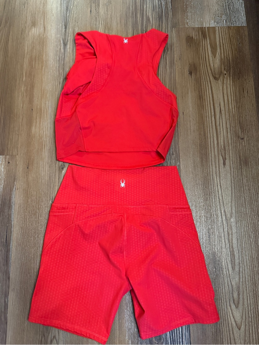 Red Spyder Bike Shorts & Crop Tank Set - Picture 5 of 5